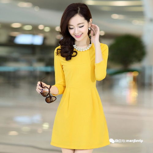 漫娜儿2025秋装新款韩版显瘦女装时尚毛呢长袖连衣裙女士呢料裙子